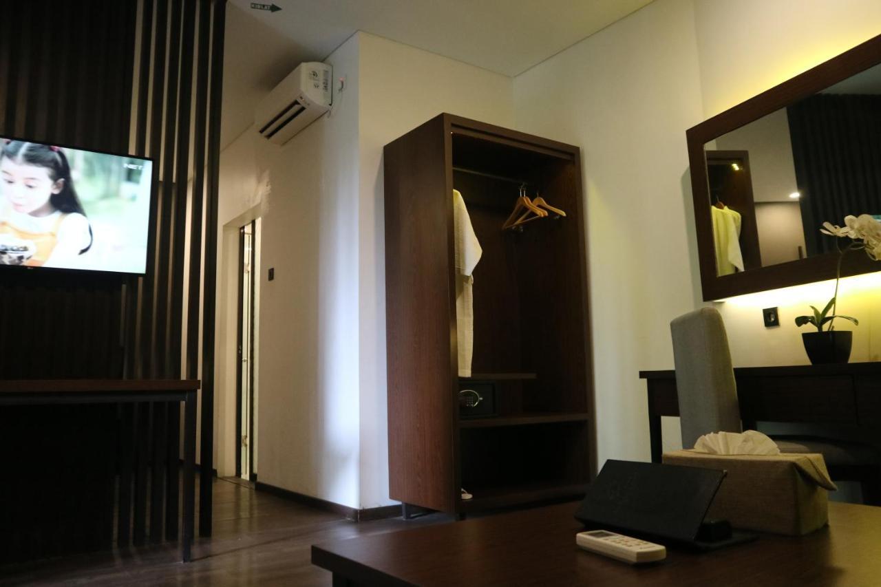 Amanuba Hotel & Resort Rancamaya Bogor Kültér fotó