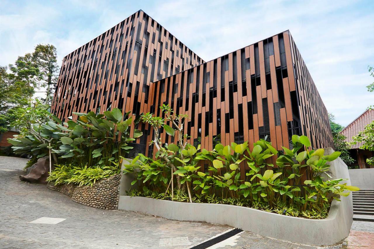 Amanuba Hotel & Resort Rancamaya Bogor Kültér fotó